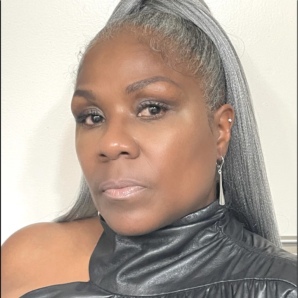Meet your Posher, Tanya